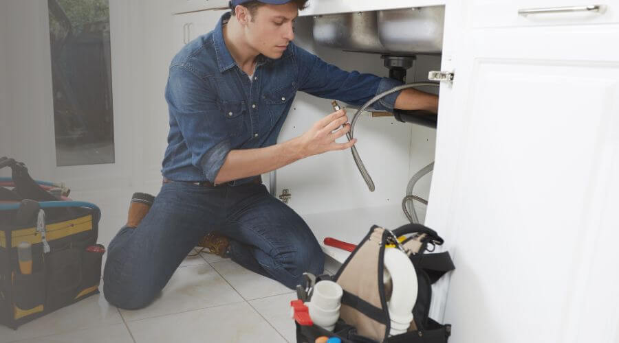 Local water heater installation in Warrensburg, MO